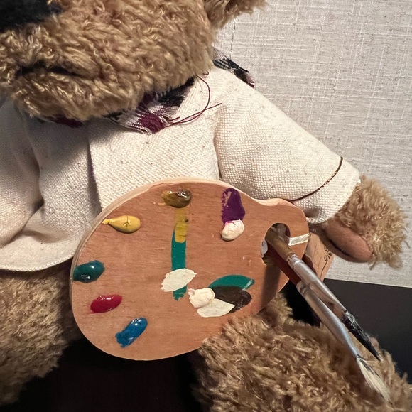 Tender Hearted collectible Bear. - Picture 4 of 5